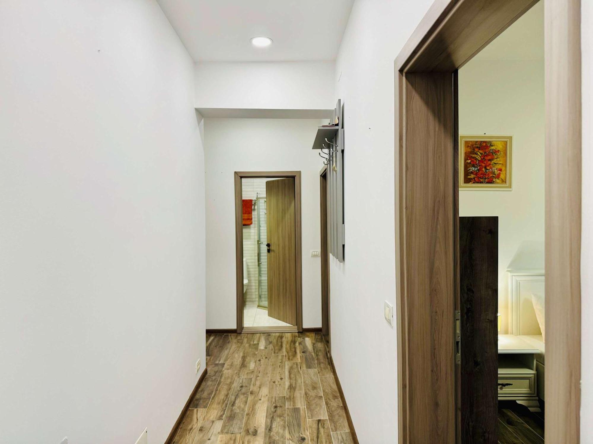 Apartament Joy Nemoianu 13a-8 *